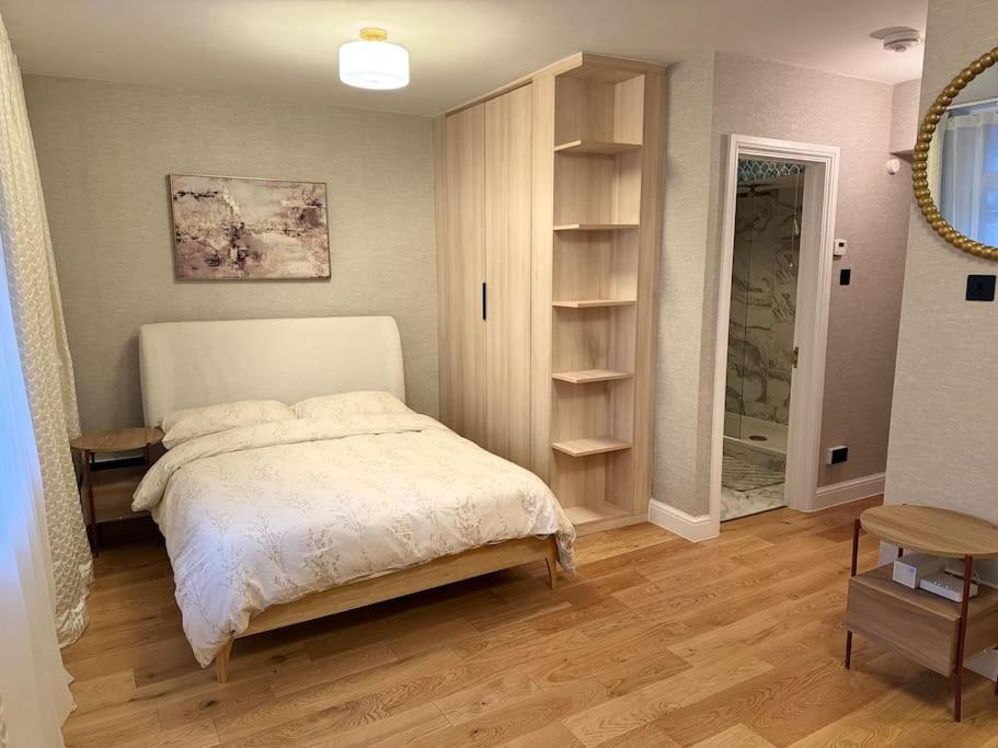 Modern Studio Apartment London Exteriör bild